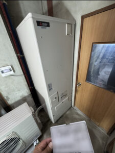 奈良県桜井市　電気温水器からエコキュート交換工事