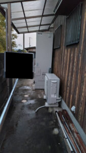 奈良県生駒郡平群町　電気温水器からエコキュート交換工事